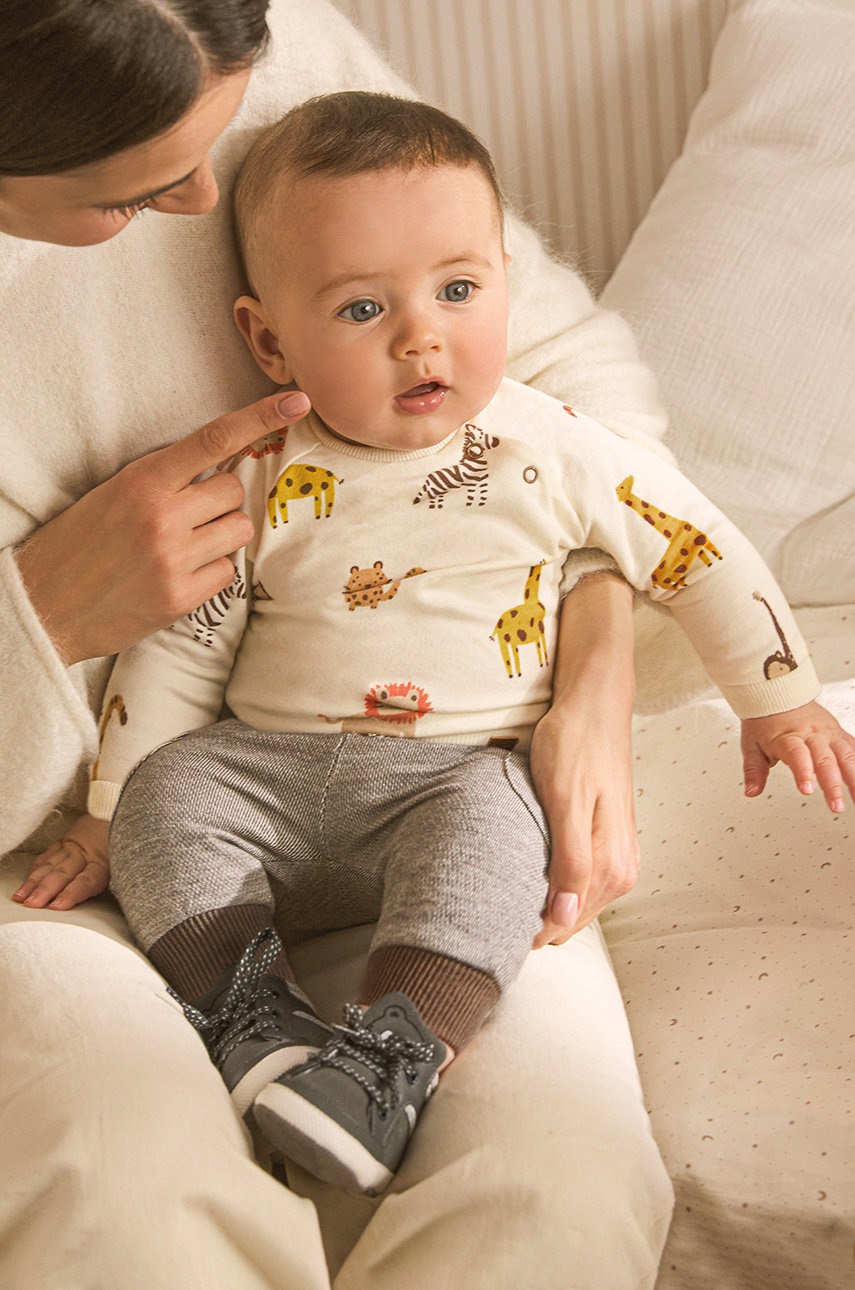 

Дитячий спортивний костюм Mayoral Newborn колір жовтий