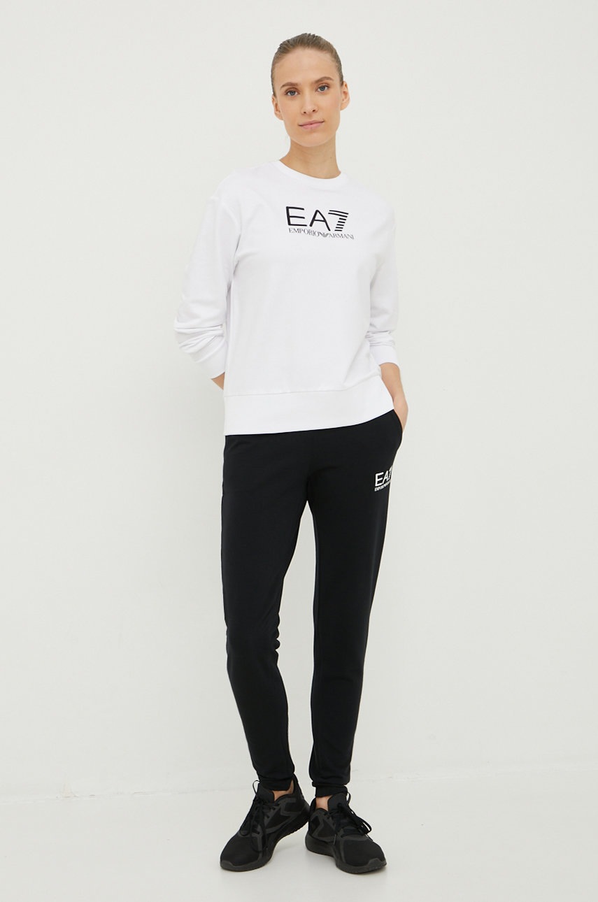 

Анцуг EA7 Emporio Armani дамски в бяло, Бял