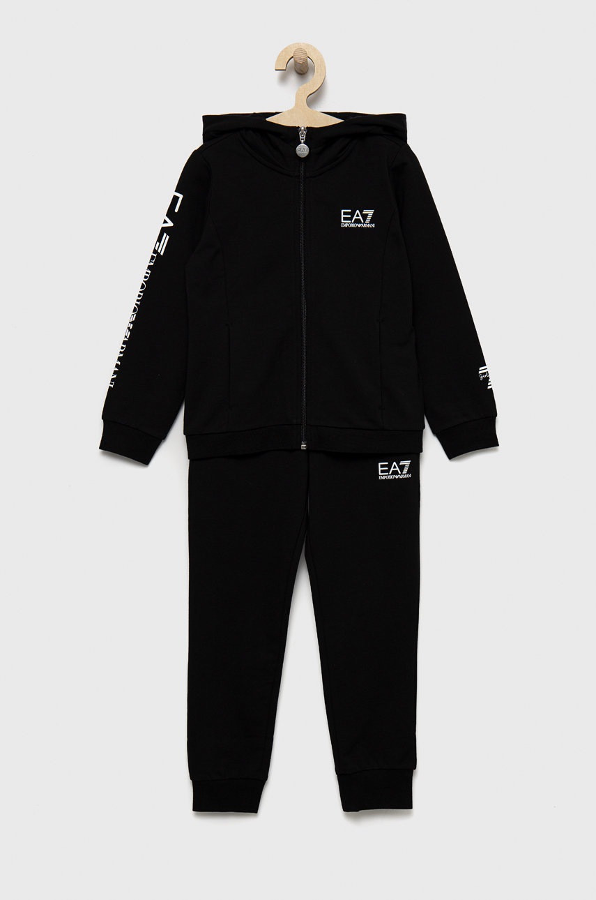

Детски анцуг EA7 Emporio Armani в черно, Черен