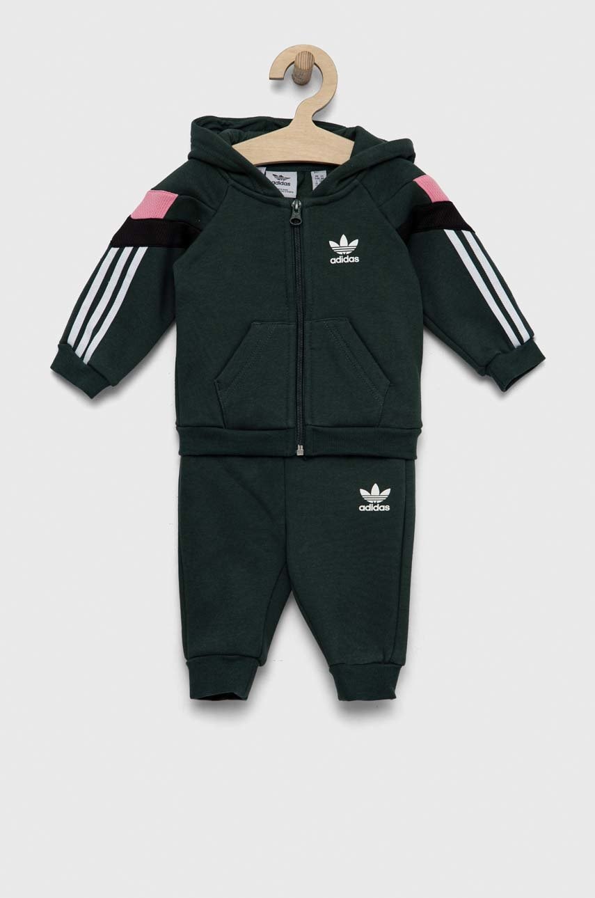 Levně Dětská tepláková souprava adidas Originals zelená barva