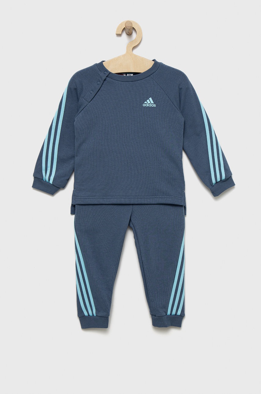 

Детски анцуг adidas в лилаво, Виолетов