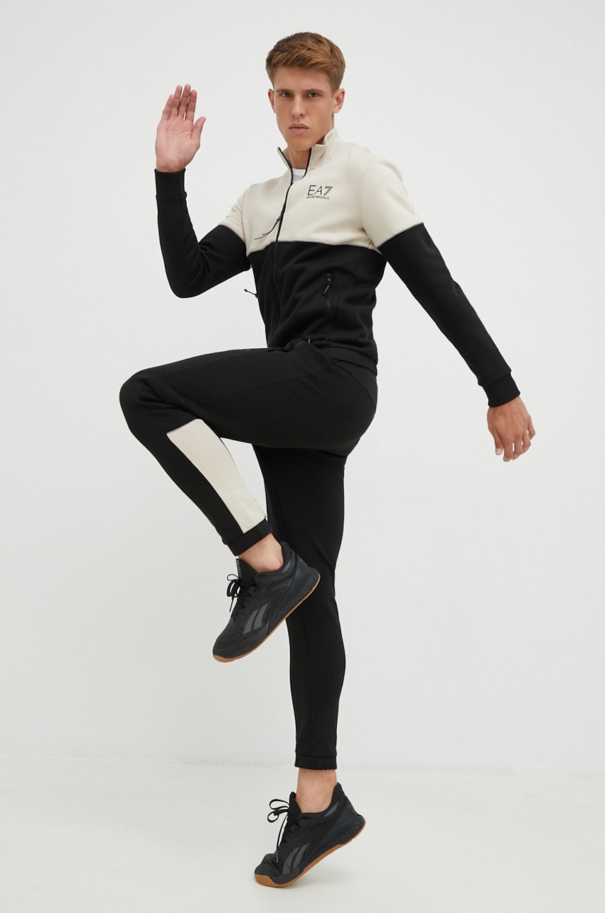 

Анцуг EA7 Emporio Armani мъжки в черно, Черен