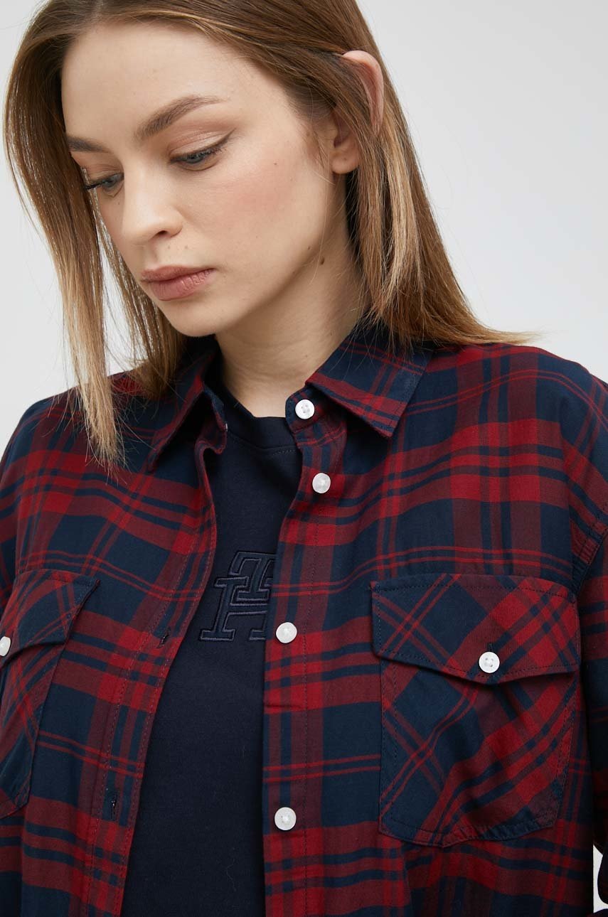 

Риза Pepe Jeans Olivia дамска в червено със стандартна кройка с класическа яка, Червен