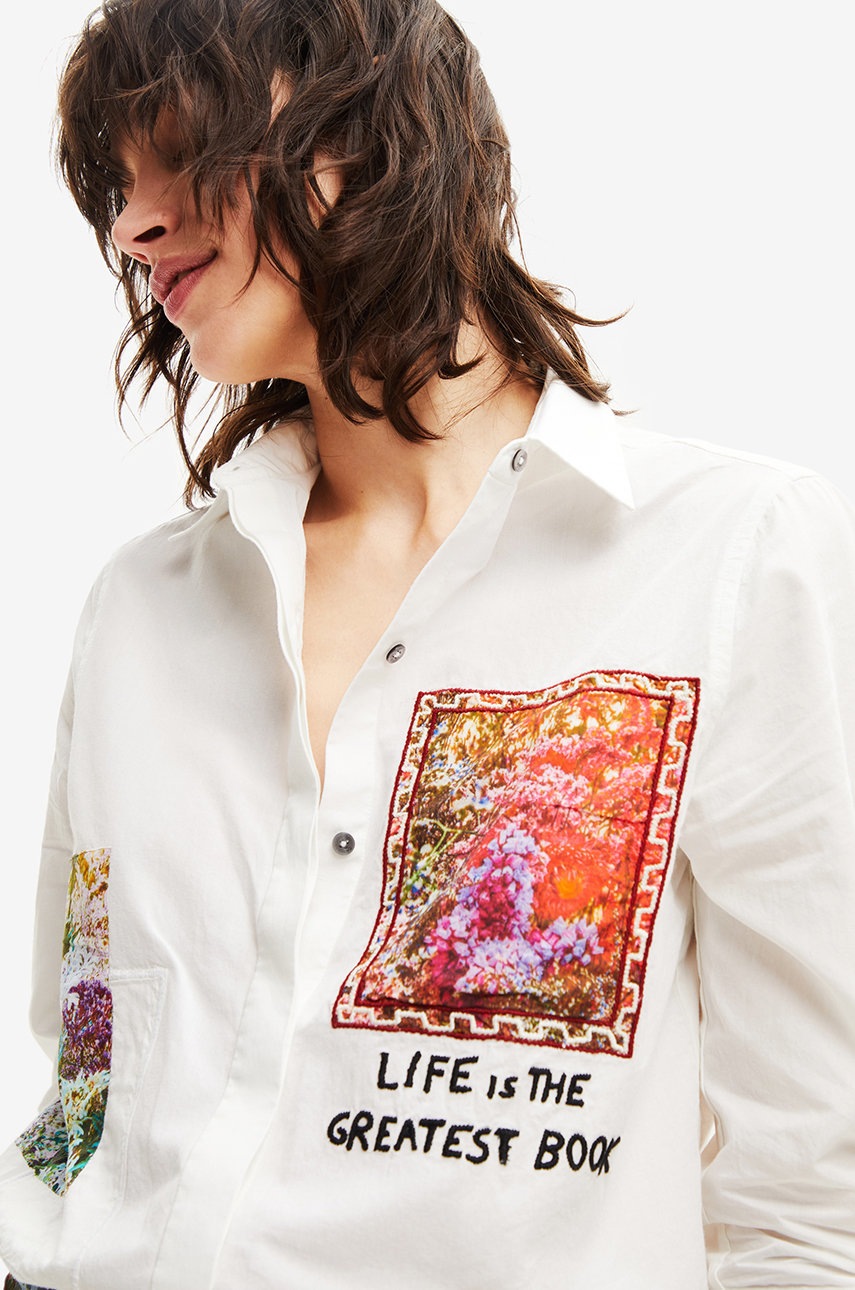 

Хлопковая рубашка Desigual женская цвет белый regular классический воротник
