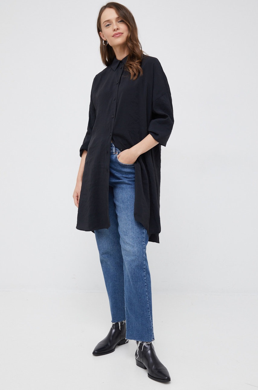

Риза Vero Moda дамска в черно със свободна кройка с класическа яка, Черен
