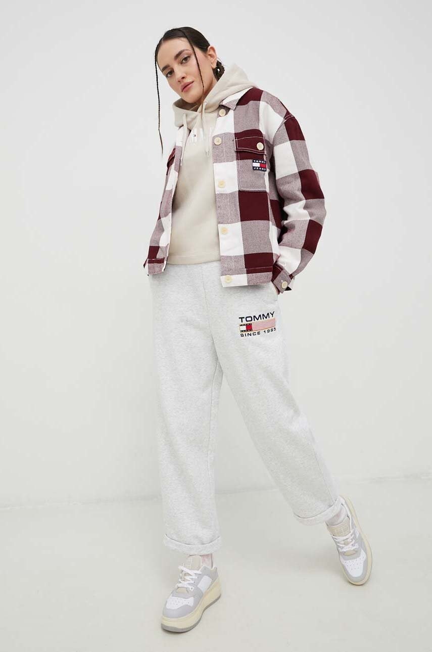 

рубашка Tommy Jeans женская цвет бордовый relaxed классический воротник