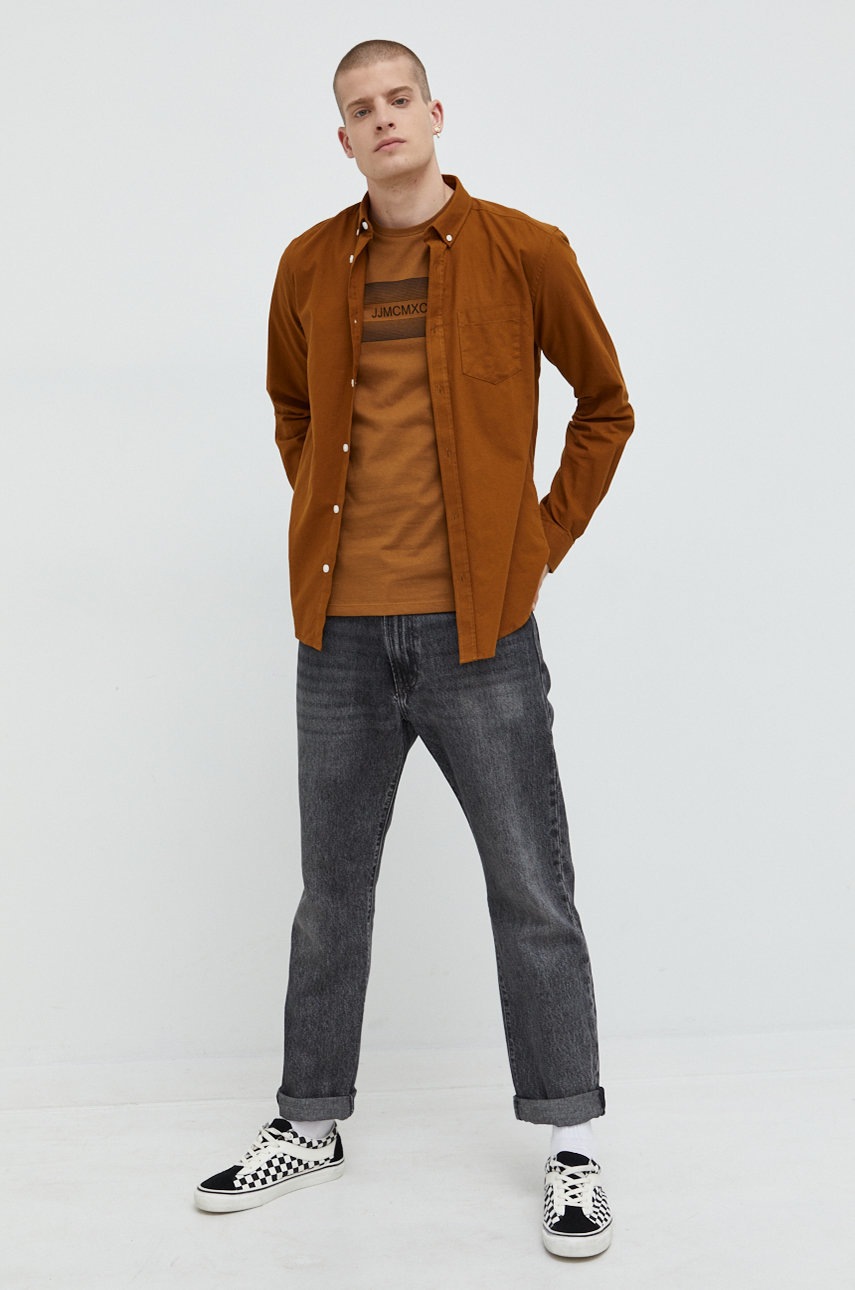

Хлопковая рубашка Only & Sons мужская цвет коричневый slim воротник button-down