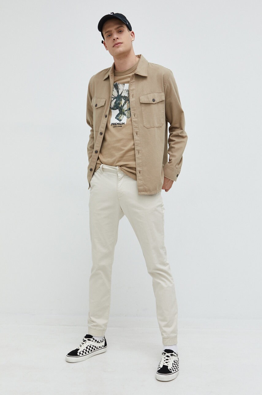 Jack & jones camasa barbati, culoarea bej, cu guler clasic, regular