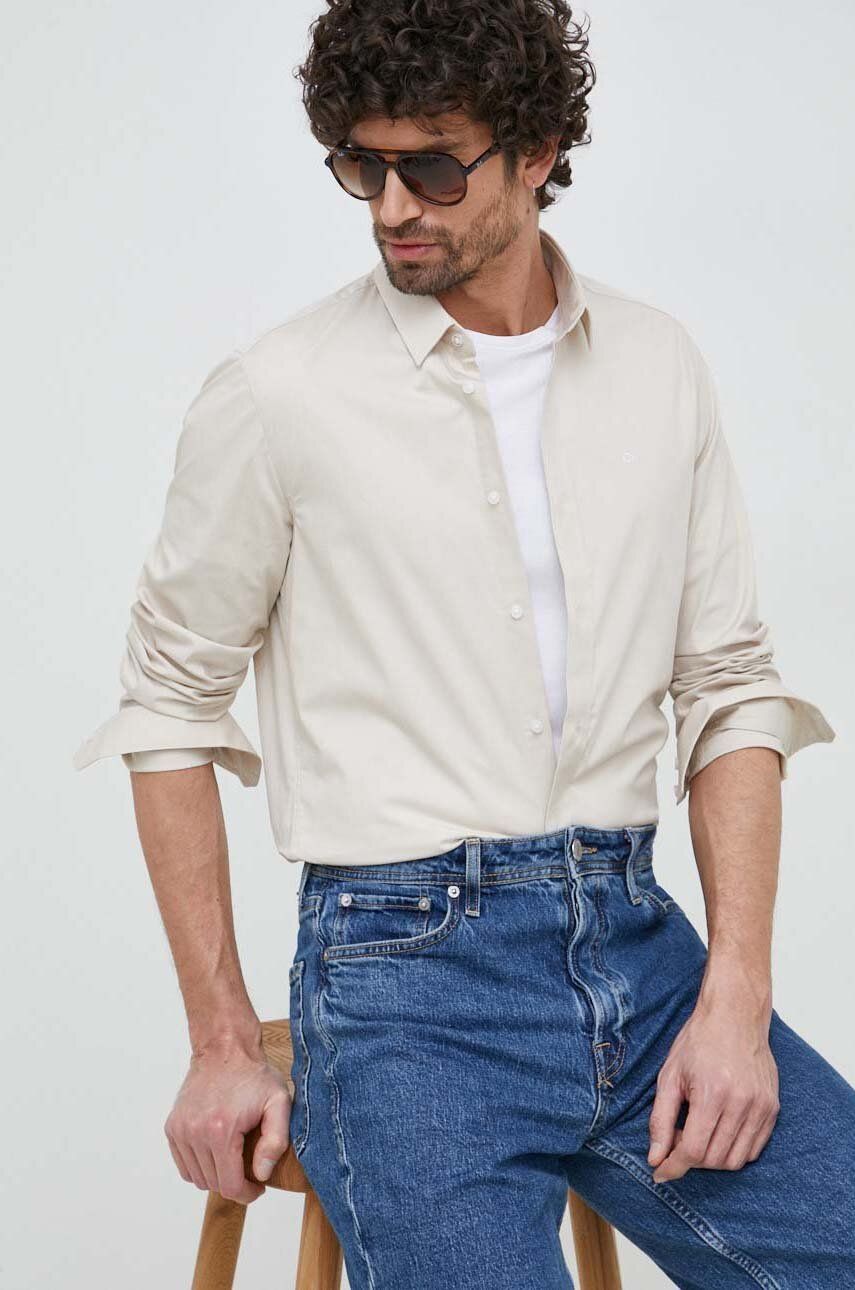 Levně Košile Calvin Klein pánská, béžová barva, slim, s klasickým límcem, K10K110856