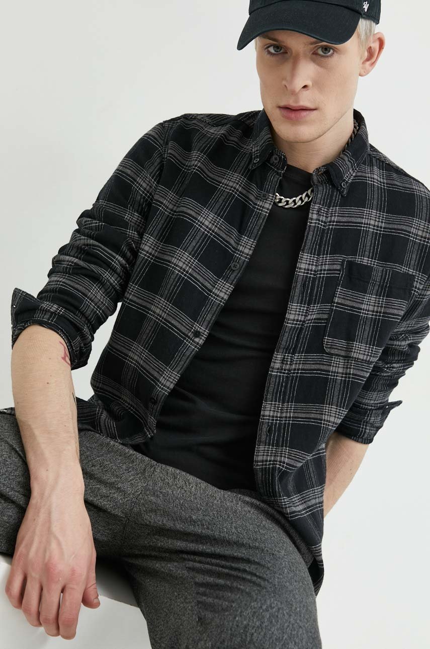 bavlnene-tricko-jack-jones-cerna-barva-slim-s-limeckem-button-down
