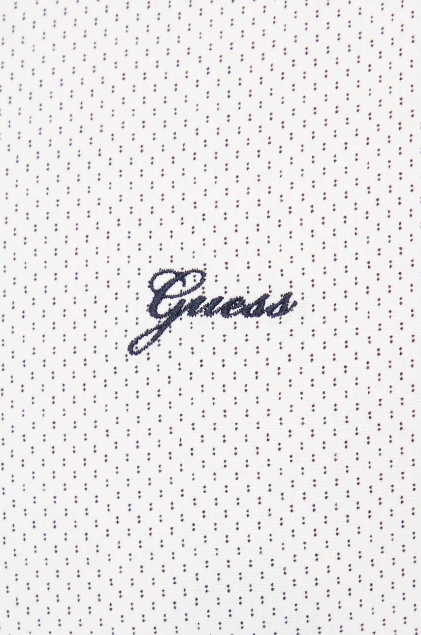 

Рубашка Guess мужская цвет белый regular классический воротник