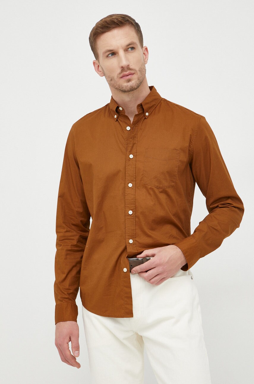 Gap camasa barbati, culoarea maro, cu guler button-down, regular