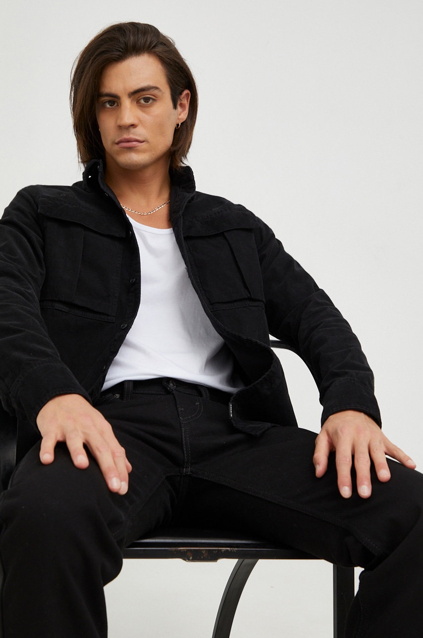 

Памучна риза G-Star Raw мъжка в черно със стандартна кройка с класическа яка, Черен