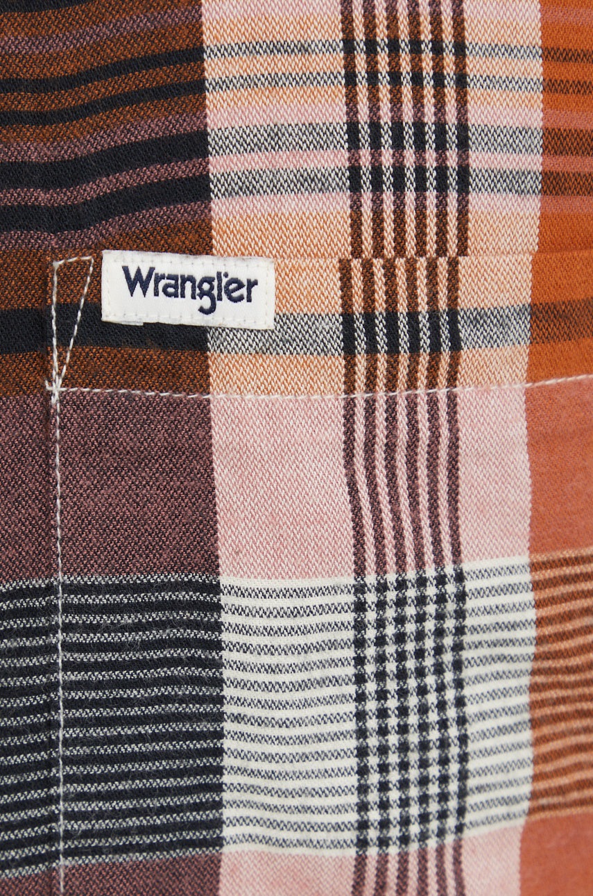 

Бавовняна сорочка Wrangler чоловіча колір коричневий relaxed класичний комір