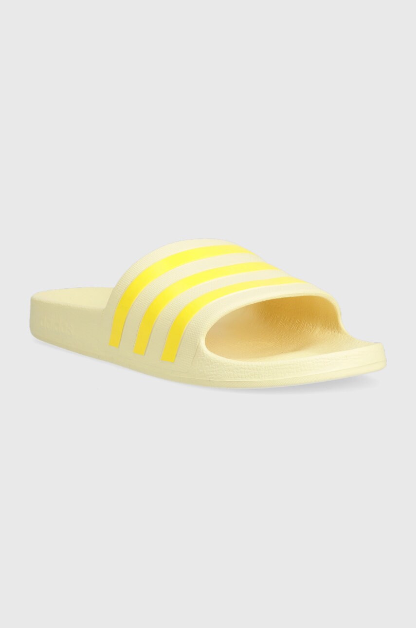 

Шлепанцы adidas женские цвет жёлтый