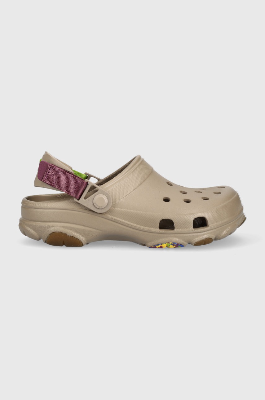 

Шльопанці Crocs Classic All Terrain Clog жіночі колір коричневий 206340