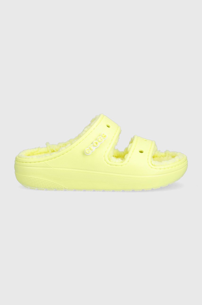 Pantofle Crocs Classic Cozzzy Sandal žlutá barva, 207446.75U.D-TAFFY. PINK - žlutá -  Svršek: Um