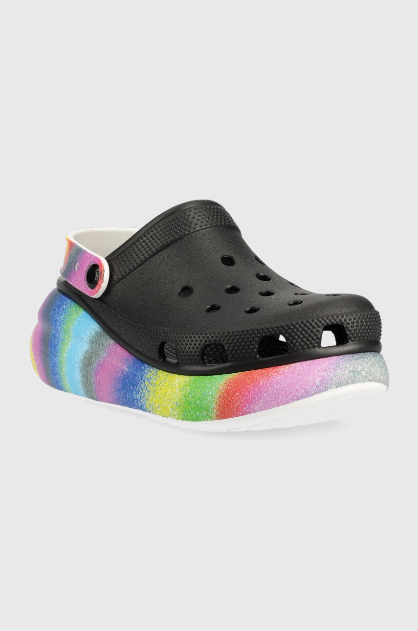 

Шлепанцы Crocs Classic Crush Spray Dye Clog женские цвет чёрный на платформе 208057