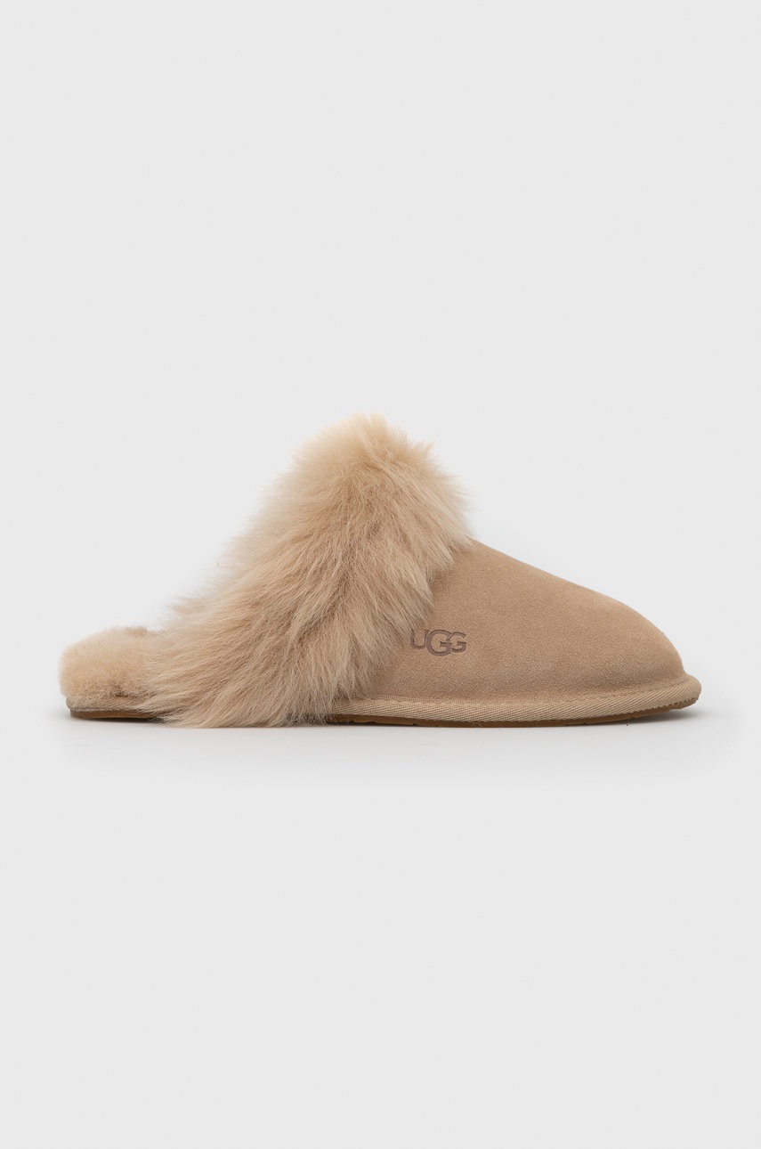 

Велурени чехли UGG W Scuff Sis в бежово, Бежов