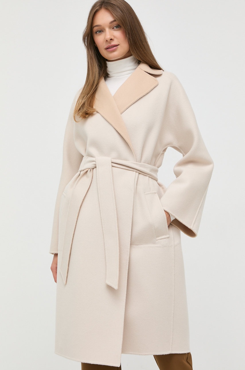 

Weekend Max Mara цвет бежевый переходной oversize