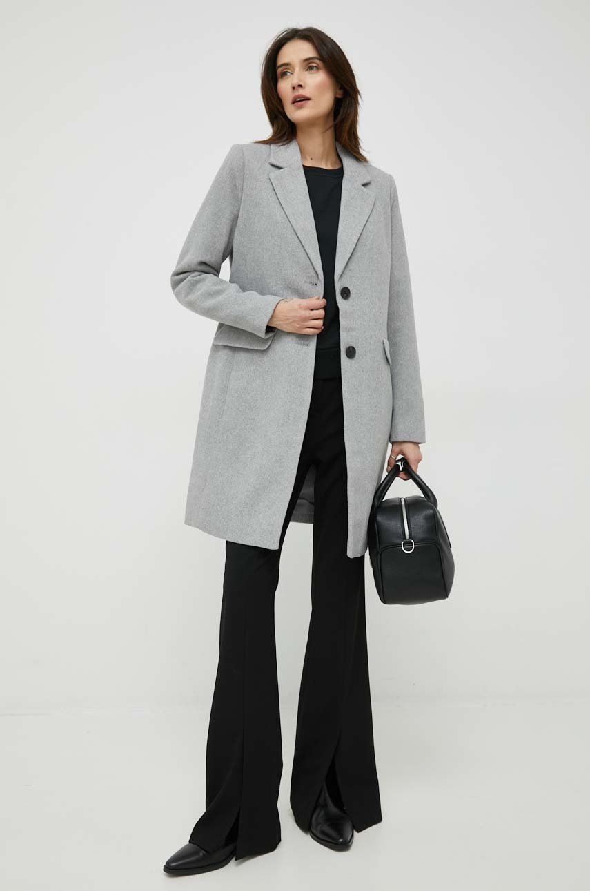 

Палто Vero Moda в сиво с преходна изолация, Сив