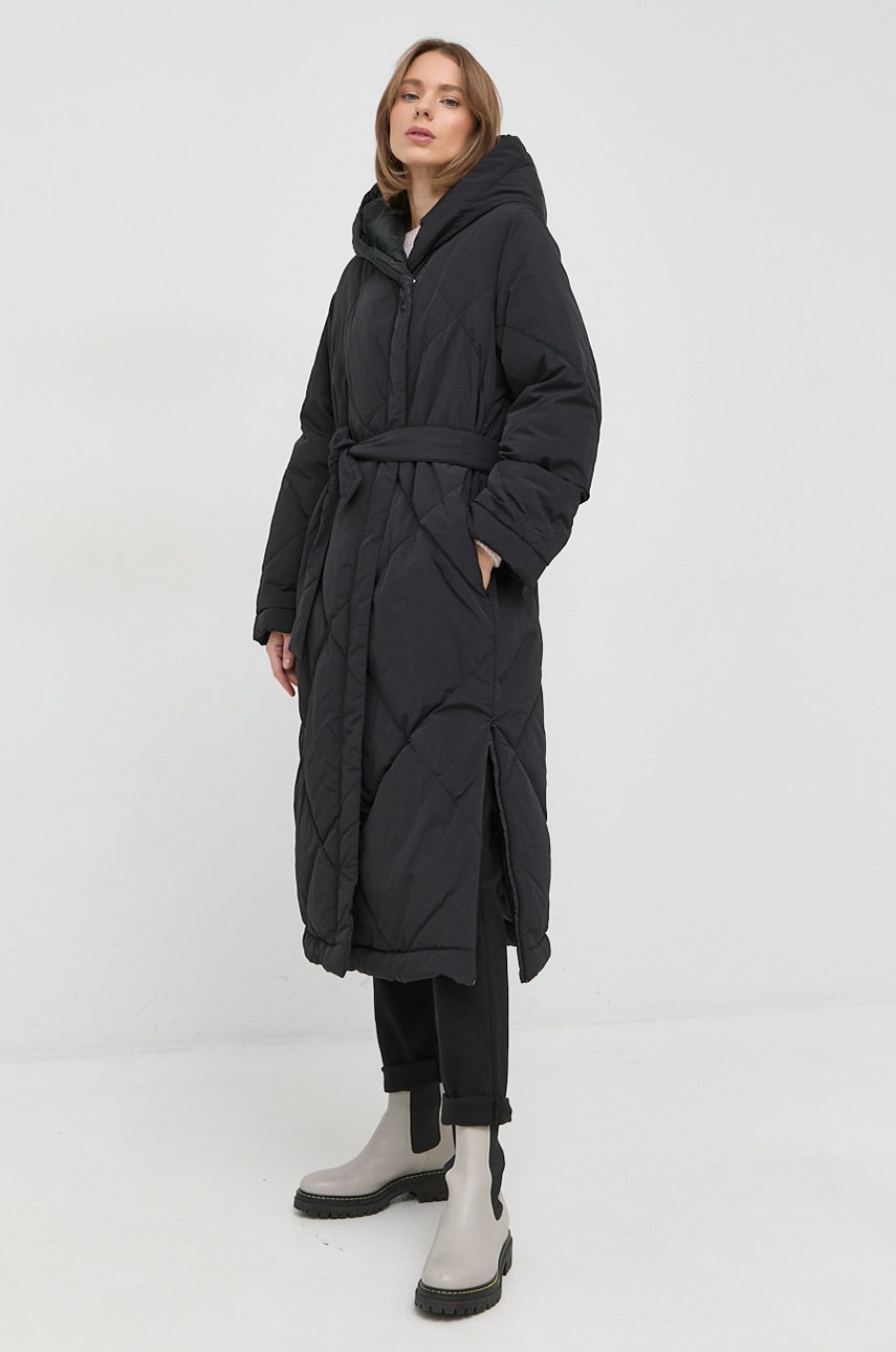 

Двухсторонняя пуховая куртка Weekend Max Mara женская цвет чёрный зимняя