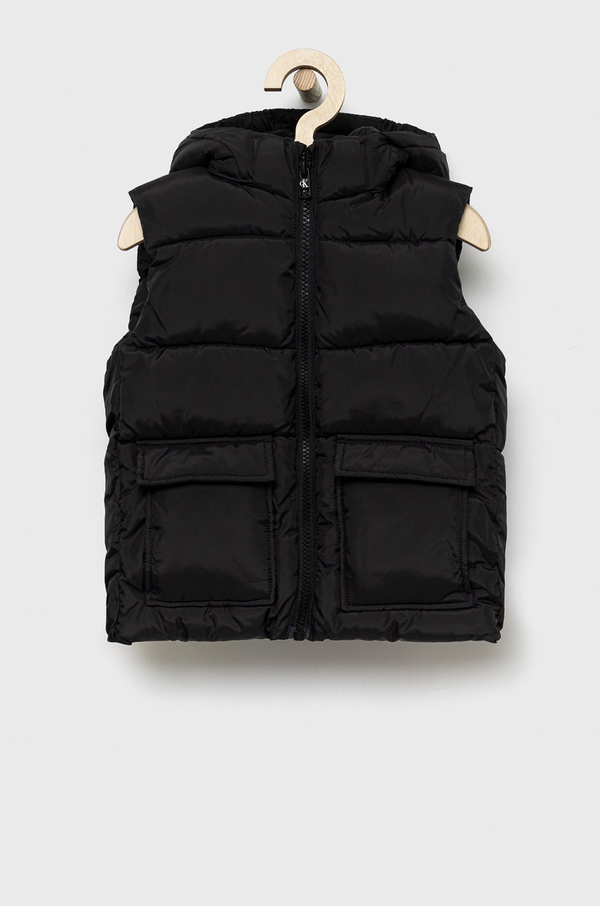 

Детски елек Calvin Klein Jeans в черно, Черен