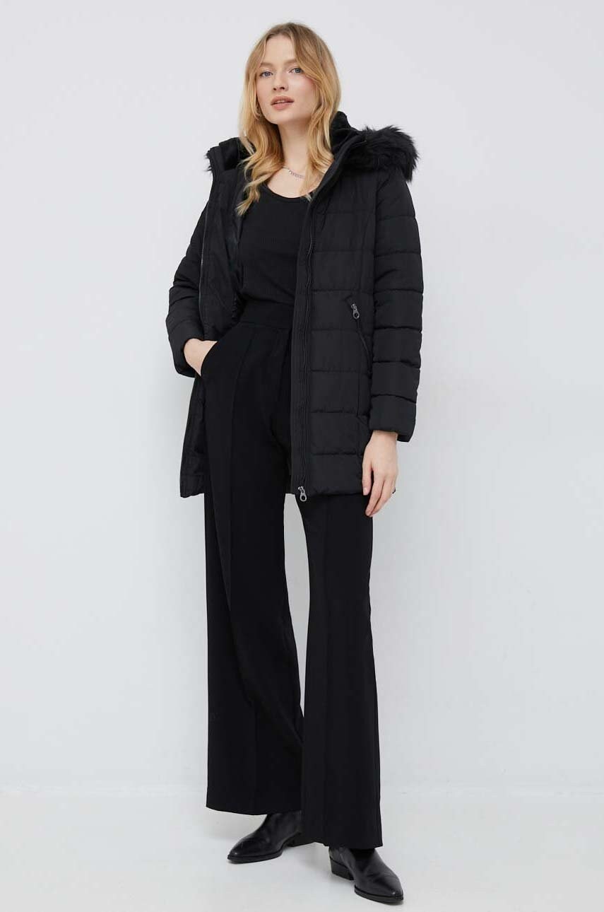

Куртка Vero Moda женская цвет чёрный переходная