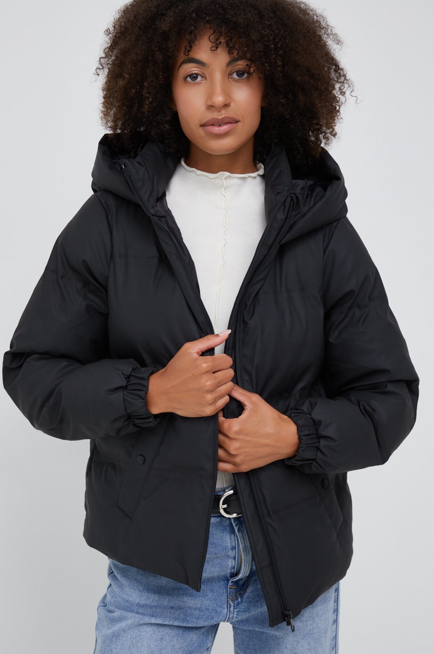 

Яке Vero Moda в черно с преходна изолация, Черен