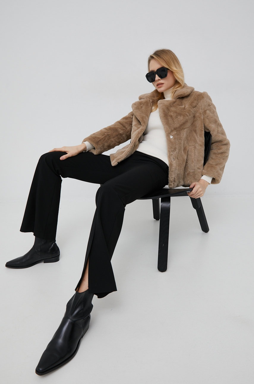 

Куртка Vero Moda жіноча колір бежевий перехідна