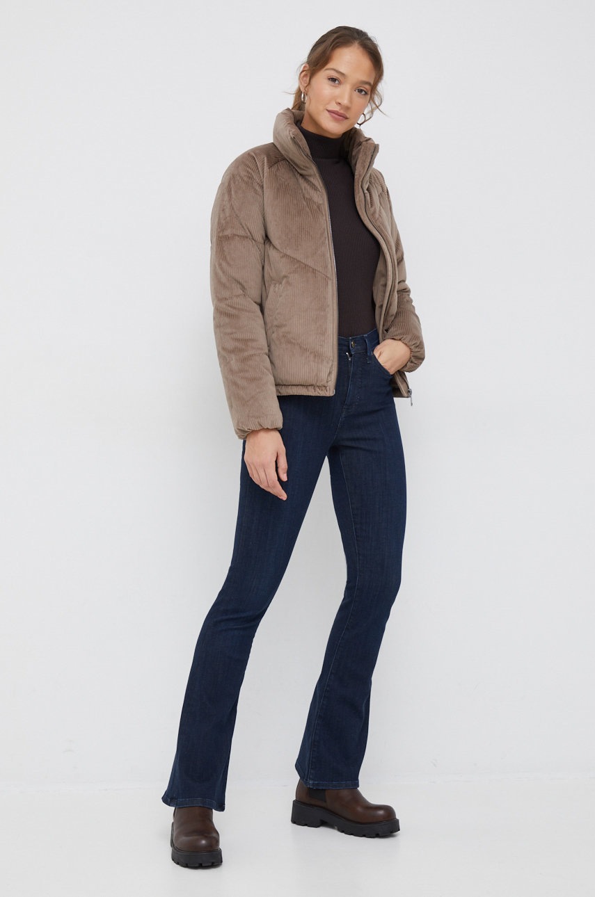 

Куртка Vero Moda жіноча колір бежевий перехідна