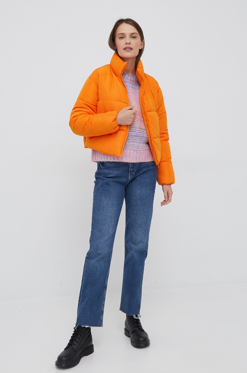 

Куртка Vero Moda женская цвет оранжевый зимняя oversize