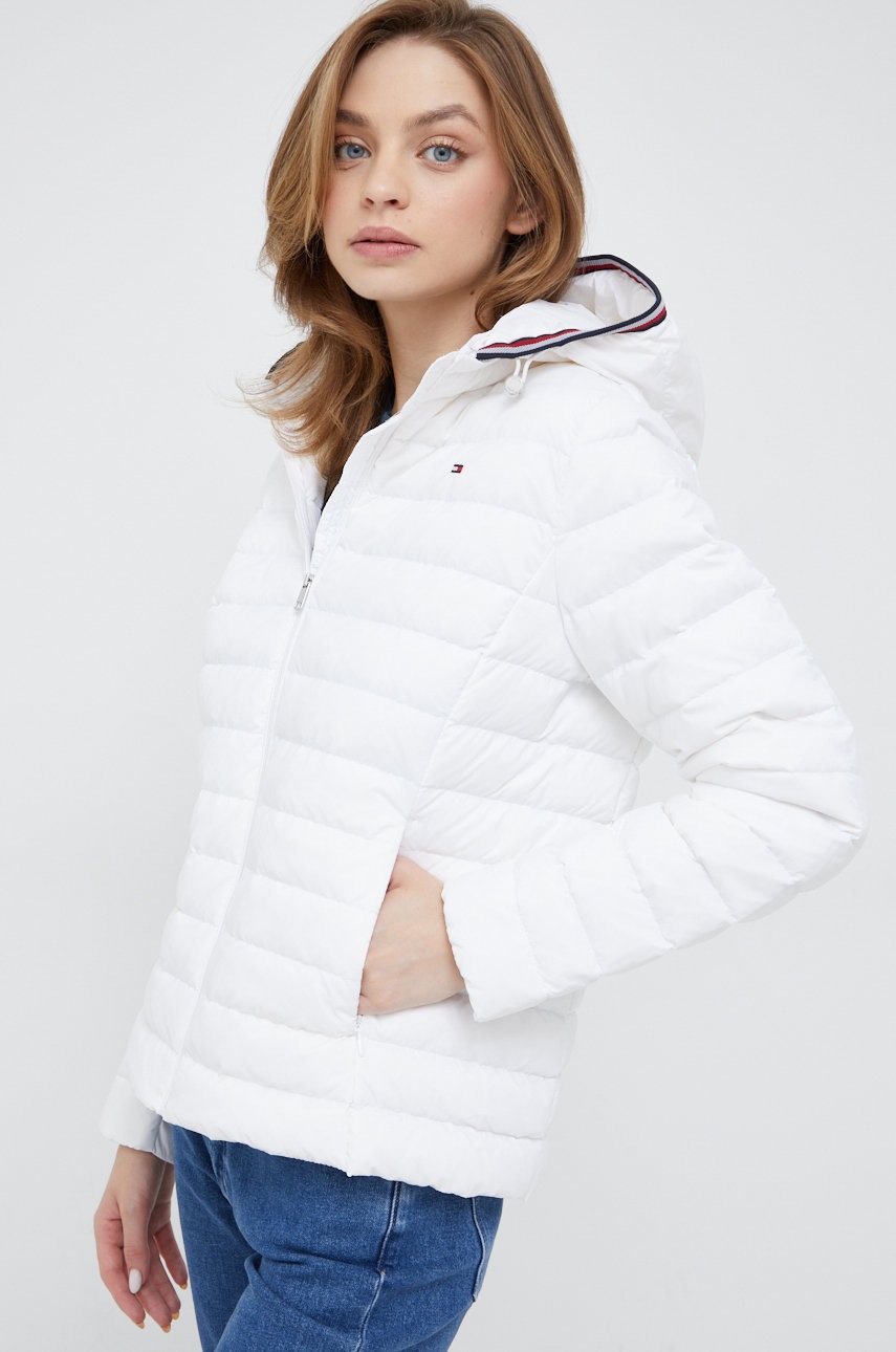 

Пухова куртка Tommy Hilfiger жіноча колір білий перехідна