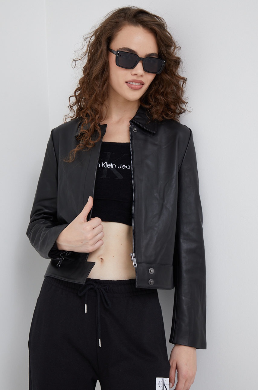 

Koжено яке Calvin Klein в черно с преходна изолация, Черен