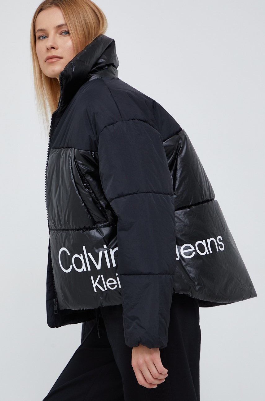 

Яке Calvin Klein Jeans в черно със зимна изолация, Черен