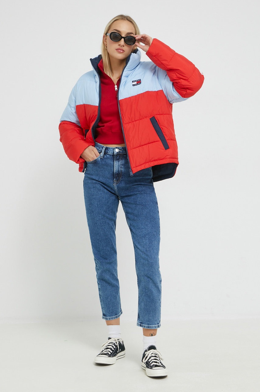 

Куртка Tommy Jeans жіноча колір червоний перехідна