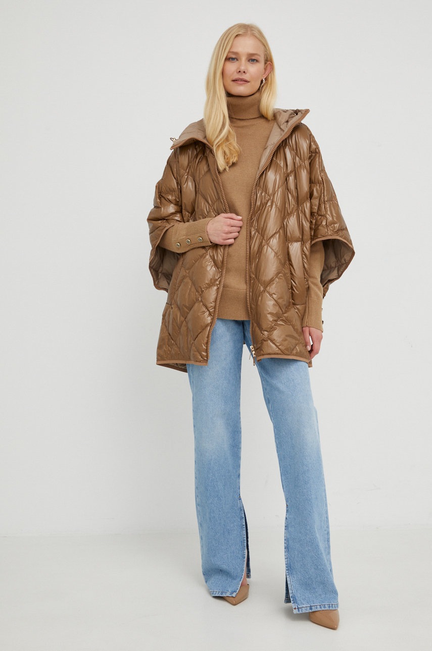 

Пуховая куртка Weekend Max Mara женская цвет коричневый переходная oversize