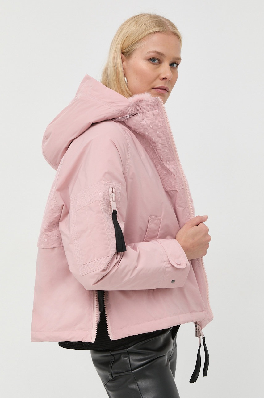 

Яке Red Valentino в розово със зимна изолация, Розов