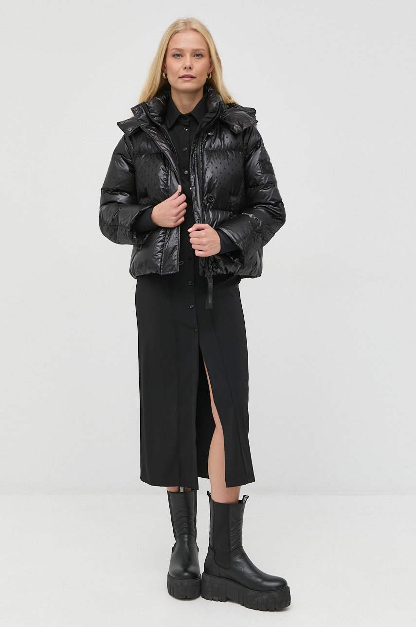 

Пуховая куртка Red Valentino женская цвет чёрный зимняя