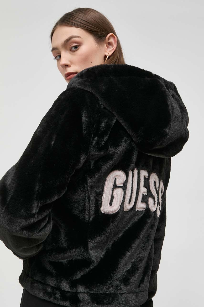 

Яке Guess в черно с преходна изолация, Черен