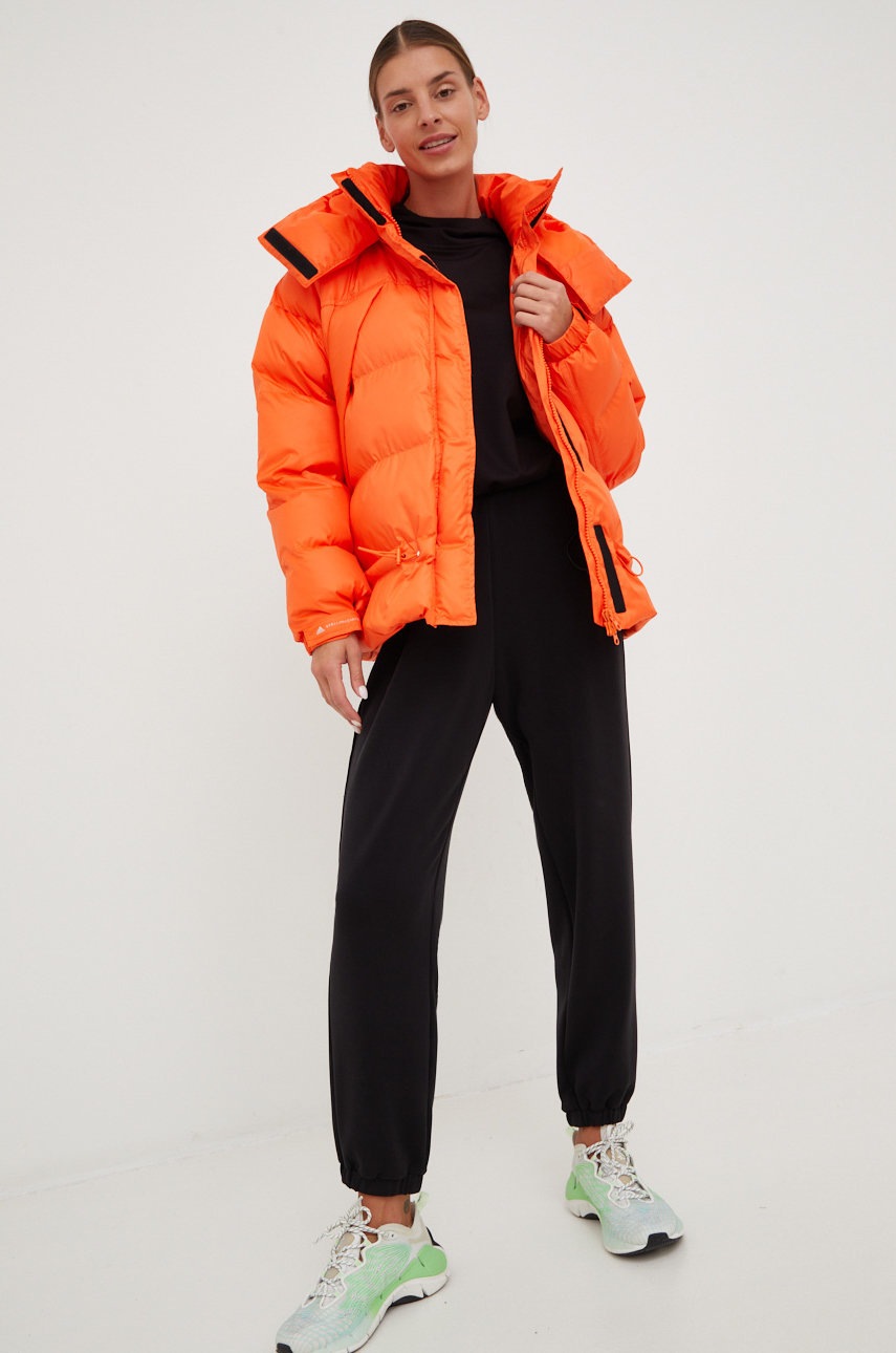 

Спортивна куртка adidas by Stella McCartney колір помаранчевий зимова oversize
