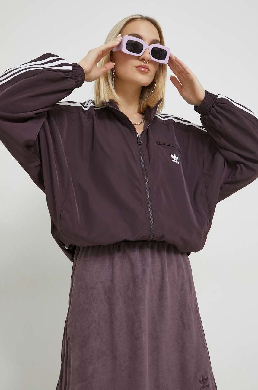 Adidas Originals geaca femei, culoarea violet, de tranzitie