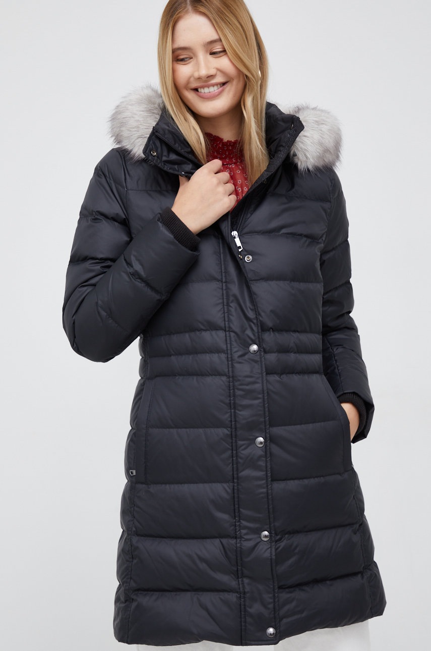 

Пухено яке Tommy Hilfiger в черно със зимна изолация, Черен