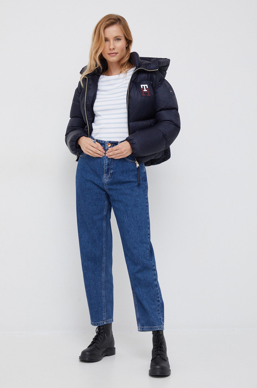 

Пухова куртка Tommy Hilfiger жіноча колір синій зимова