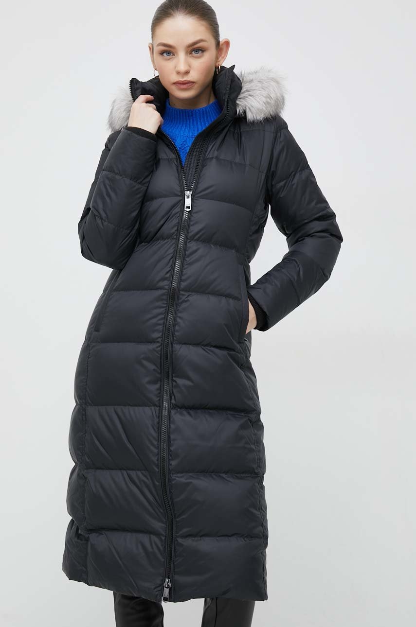 

Пухено яке Tommy Hilfiger в черно със зимна изолация, Черен