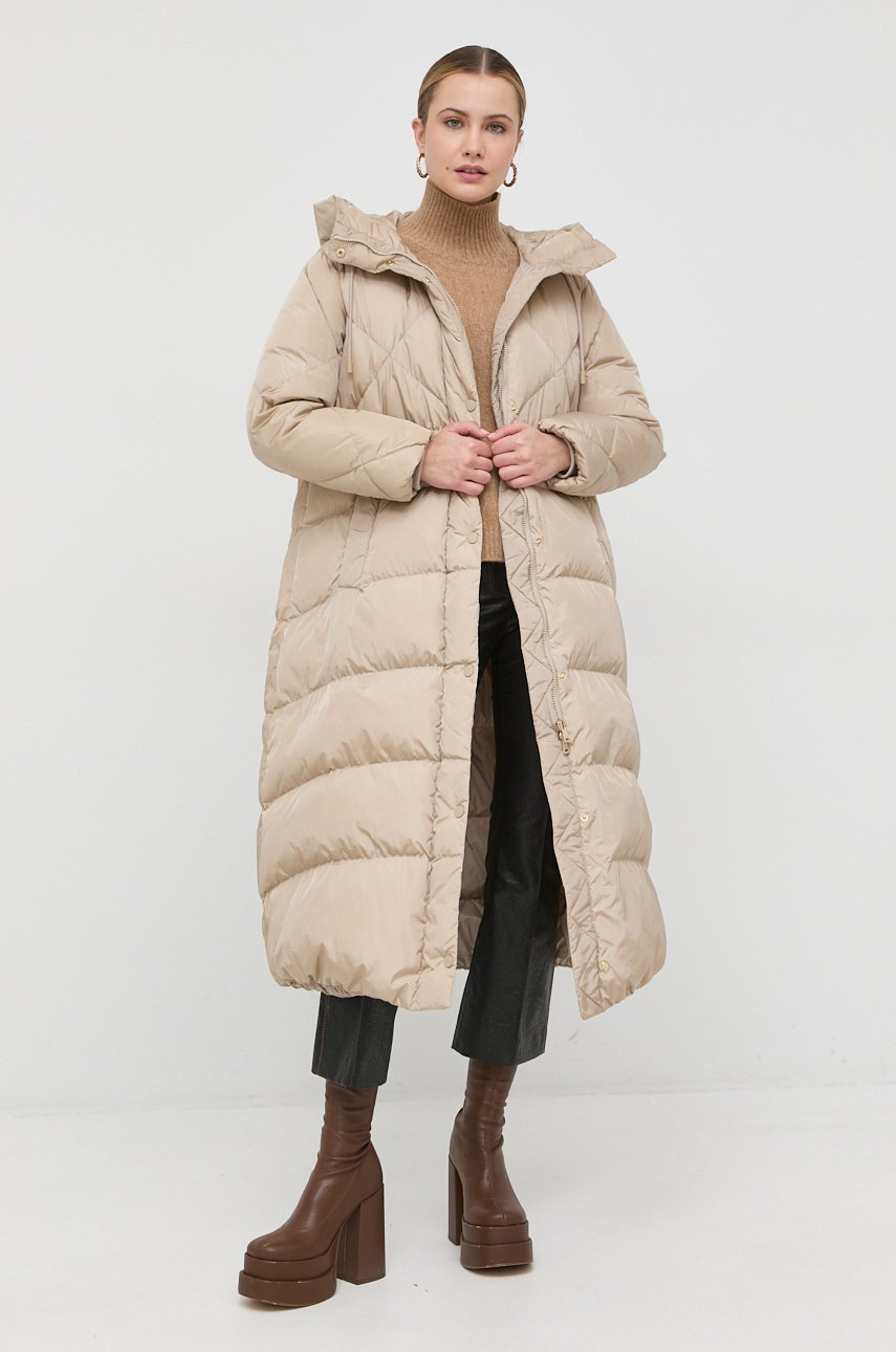 

Пухено яке Weekend Max Mara в бежово със зимна изолация, Бежов