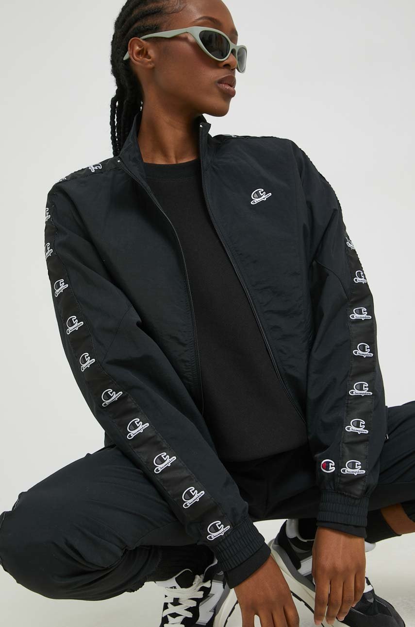 

Яке Champion в черно с преходна изолация, Черен
