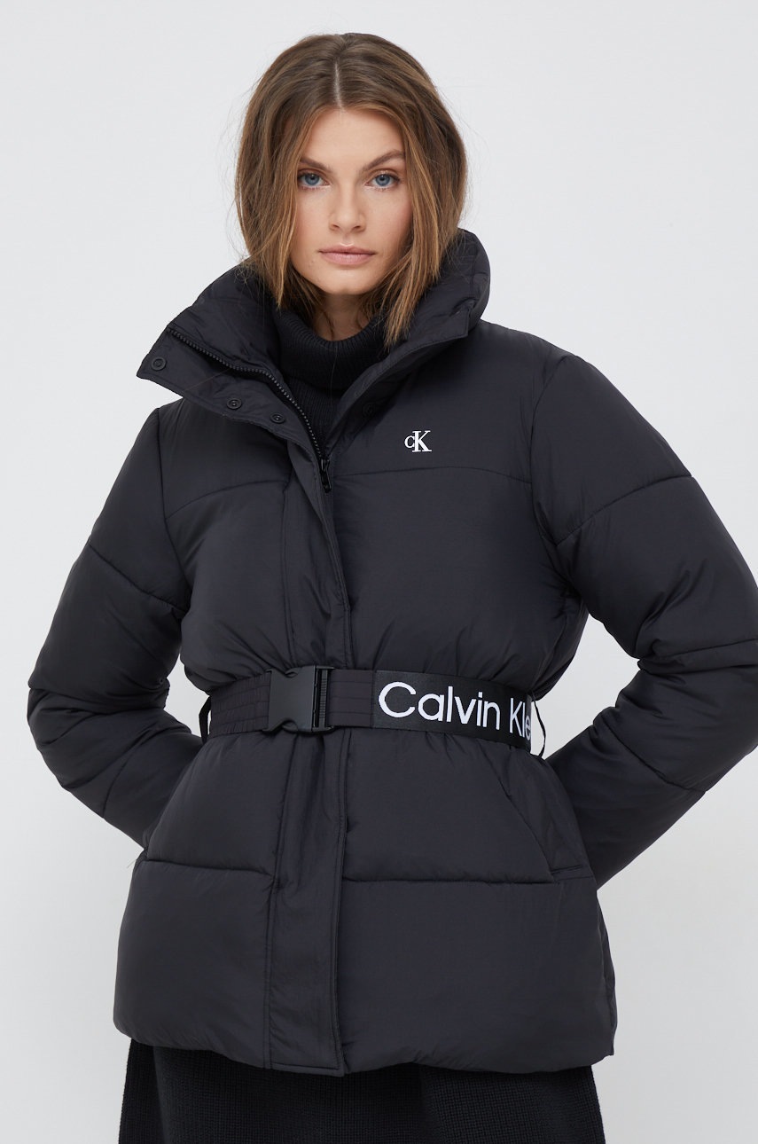 

Яке Calvin Klein Jeans в черно със зимна изолация, Черен