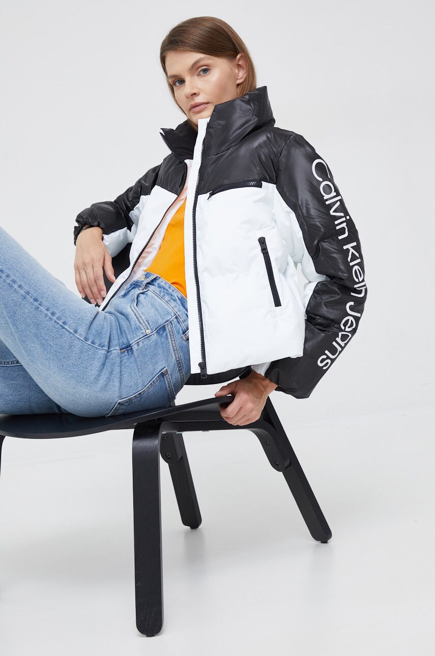 

Яке Calvin Klein Jeans в черно със зимна изолация, Черен