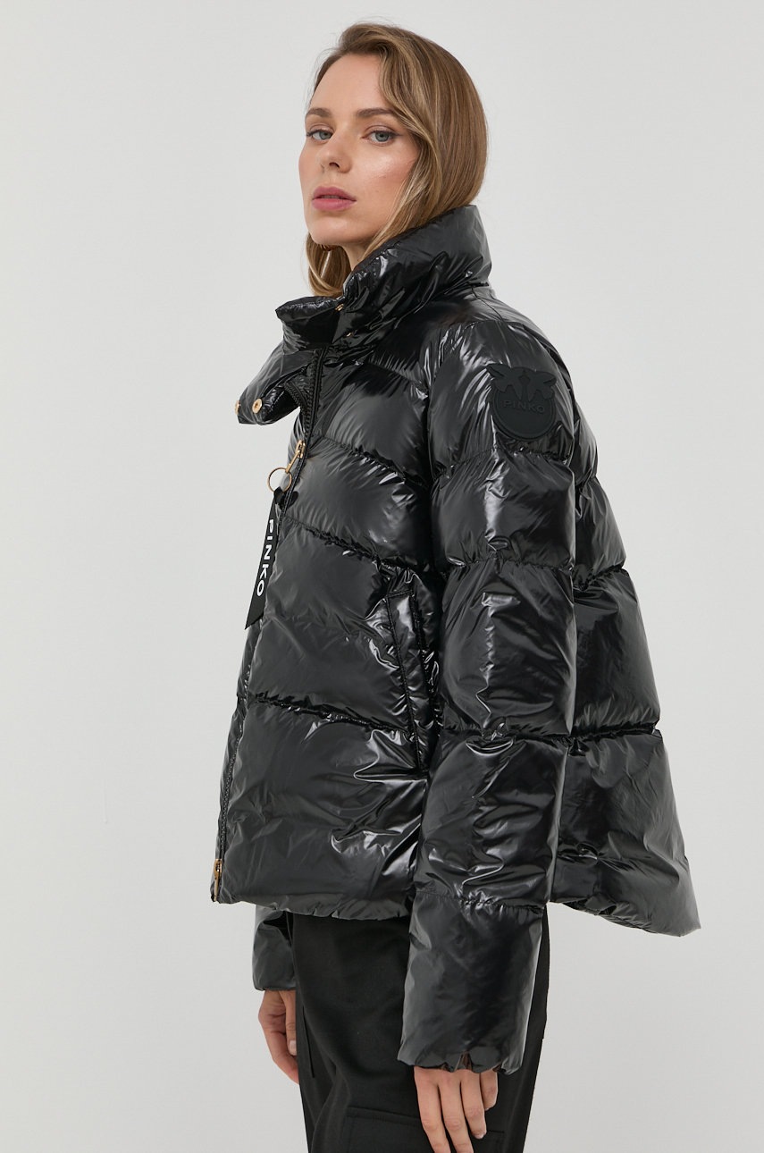 

Куртка Pinko женская цвет чёрный зимняя